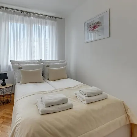 Apartament Downtown 3 Maja Gdynia